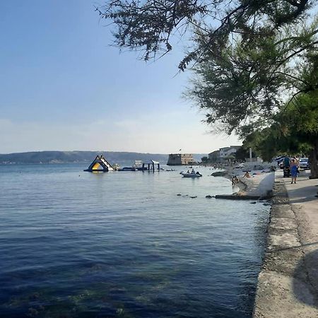 Apartment Drmic Kaštela المظهر الخارجي الصورة
