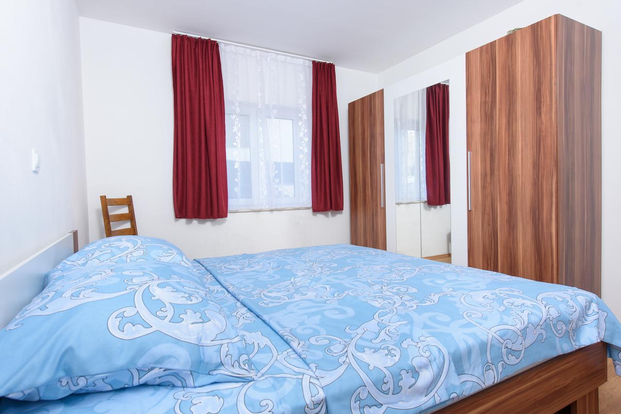 Apartment Drmic Kaštela المظهر الخارجي الصورة