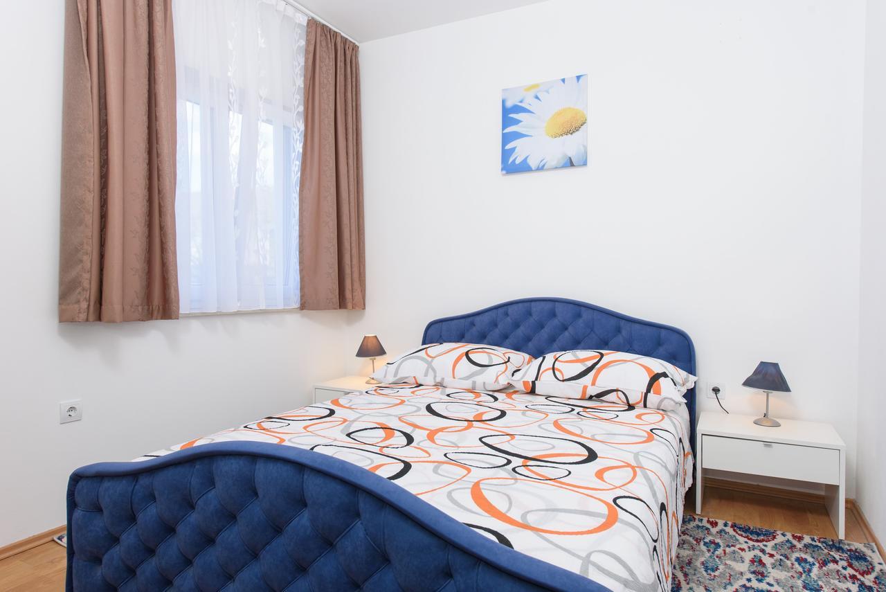Apartment Drmic Kaštela المظهر الخارجي الصورة