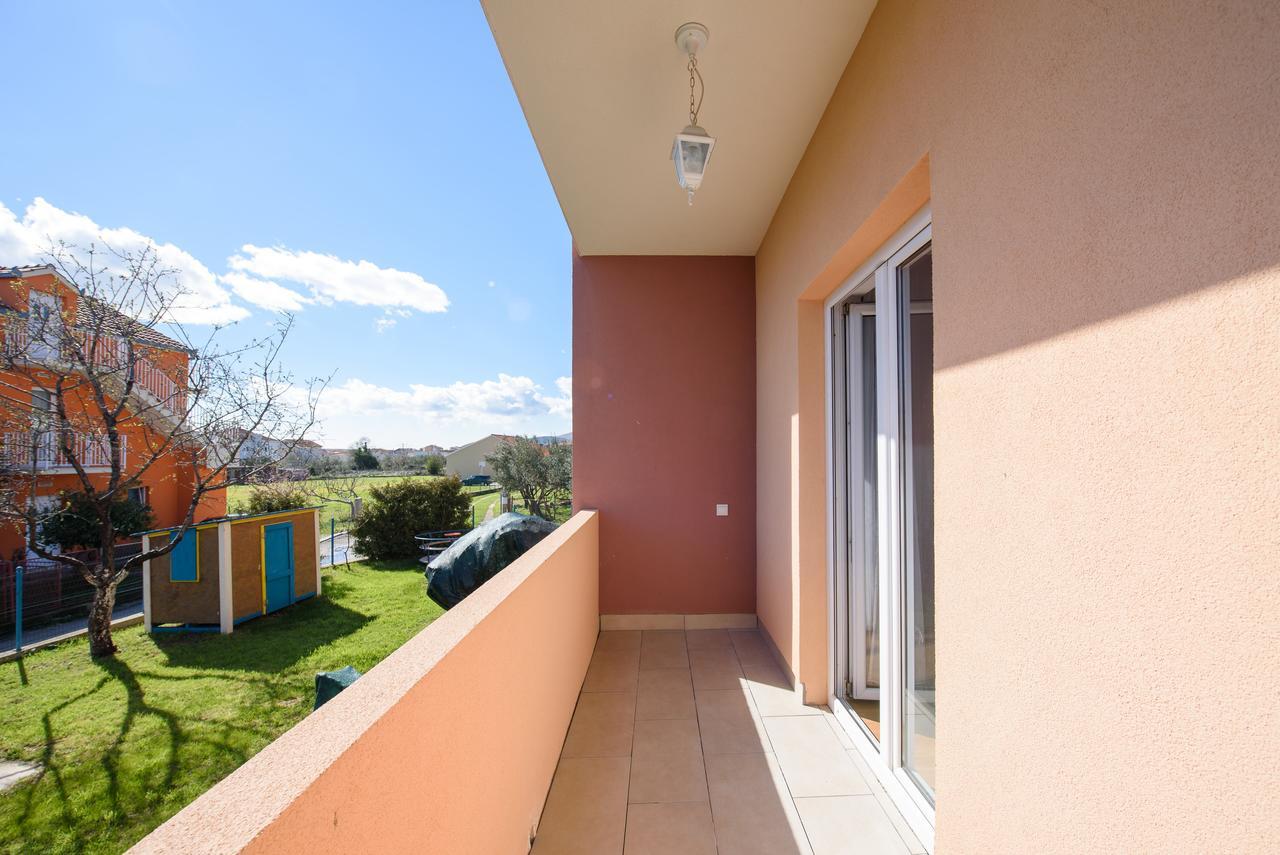 Apartment Drmic Kaštela المظهر الخارجي الصورة