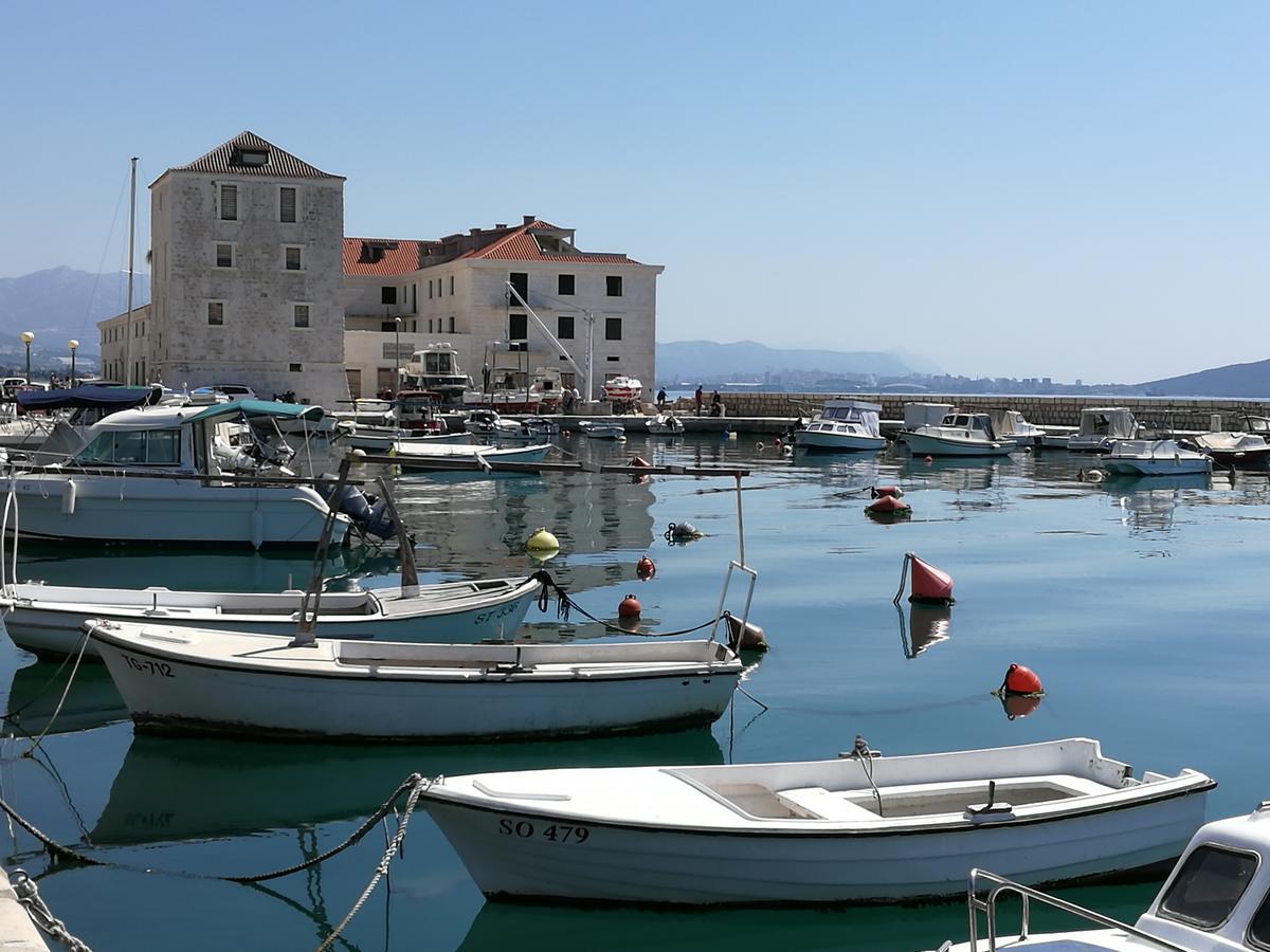 Apartment Drmic Kaštela المظهر الخارجي الصورة